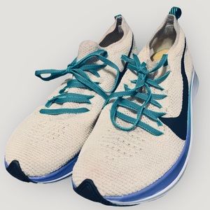 Nike Zoom Fly FlyKnit / Light Cream / Women’s Size 7 US
